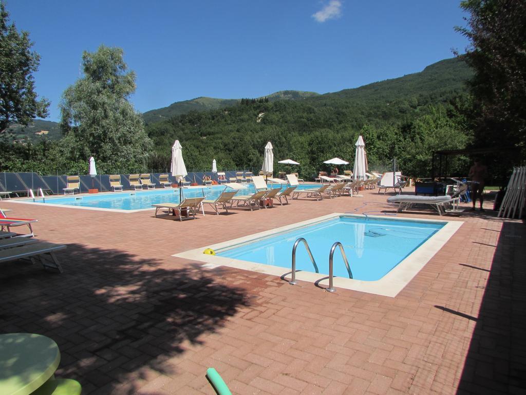 Albergo Lago Verde เพนนาบิลลิ ภายนอก รูปภาพ