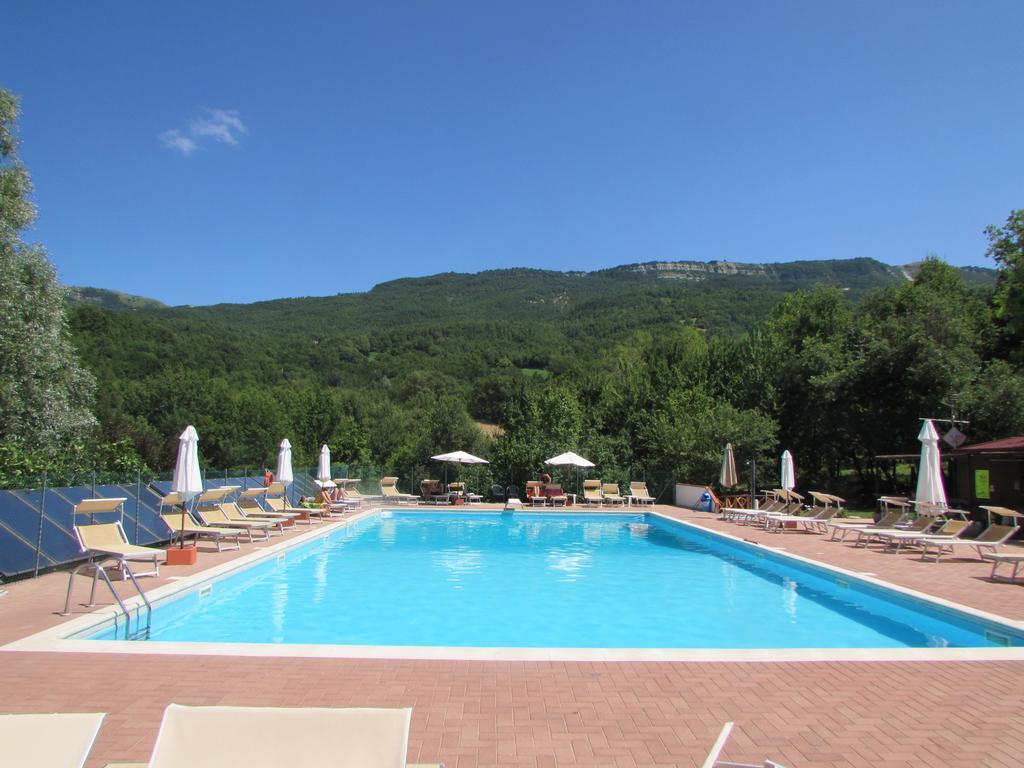 Albergo Lago Verde เพนนาบิลลิ ภายนอก รูปภาพ