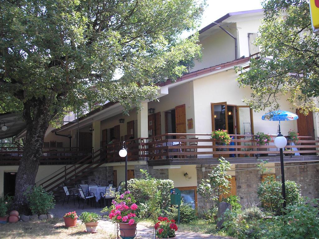 Albergo Lago Verde เพนนาบิลลิ ภายนอก รูปภาพ